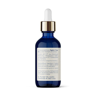 Dr. Wunder D3+K2 Superior Duo – linke Seite der blauen Tropfflasche mit Zutaten und Nährwertangaben