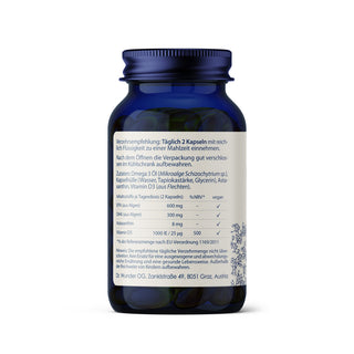 Dr. Wunder Omega 3 Glasflasche von links mit Verzehrempfehlung, Zutatenliste und Nährwerttabelle