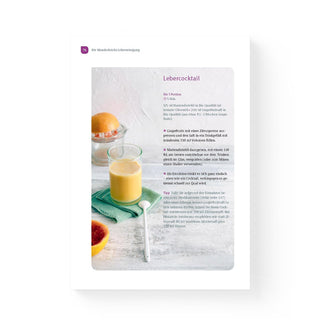 Wunderleicht Leberreinigung Rezeptseite – Lebercocktail mit Grapefruitsaft in einem Glas, frisches Obst